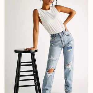 ISO Free People CRVY Straight Shooter Jeans